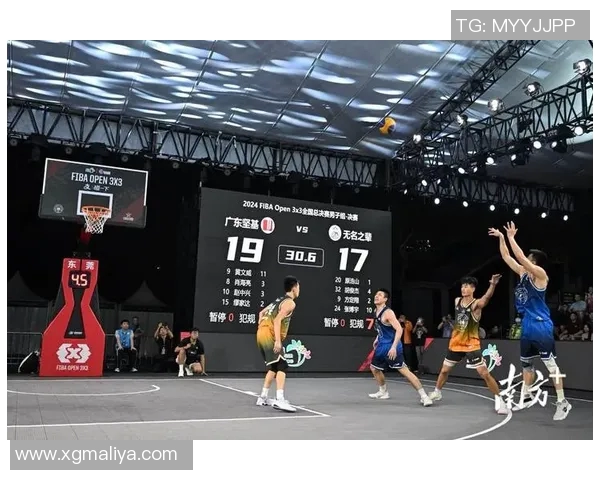 赛后分析：重庆篮球队与南京篮球队球员个人能力对比与表现评估