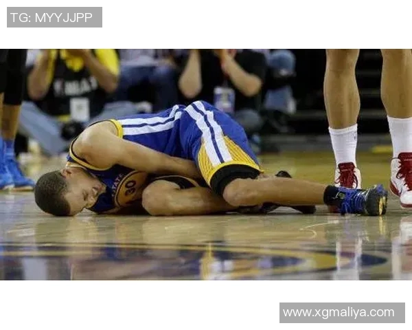 代尔足球明星的崛起与挑战：从青涩少年到赛场传奇的成长之路